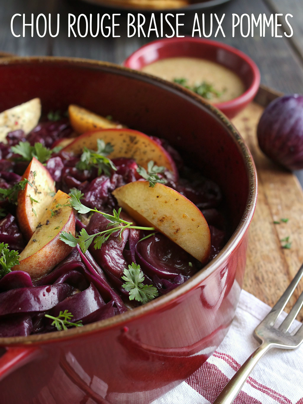 chou rouge braisé aux pommes